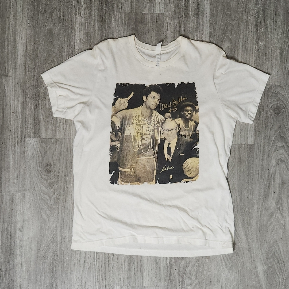 Kareem Abdul Jabbar ULCA T-Shirt White Graphic T-Shirt
